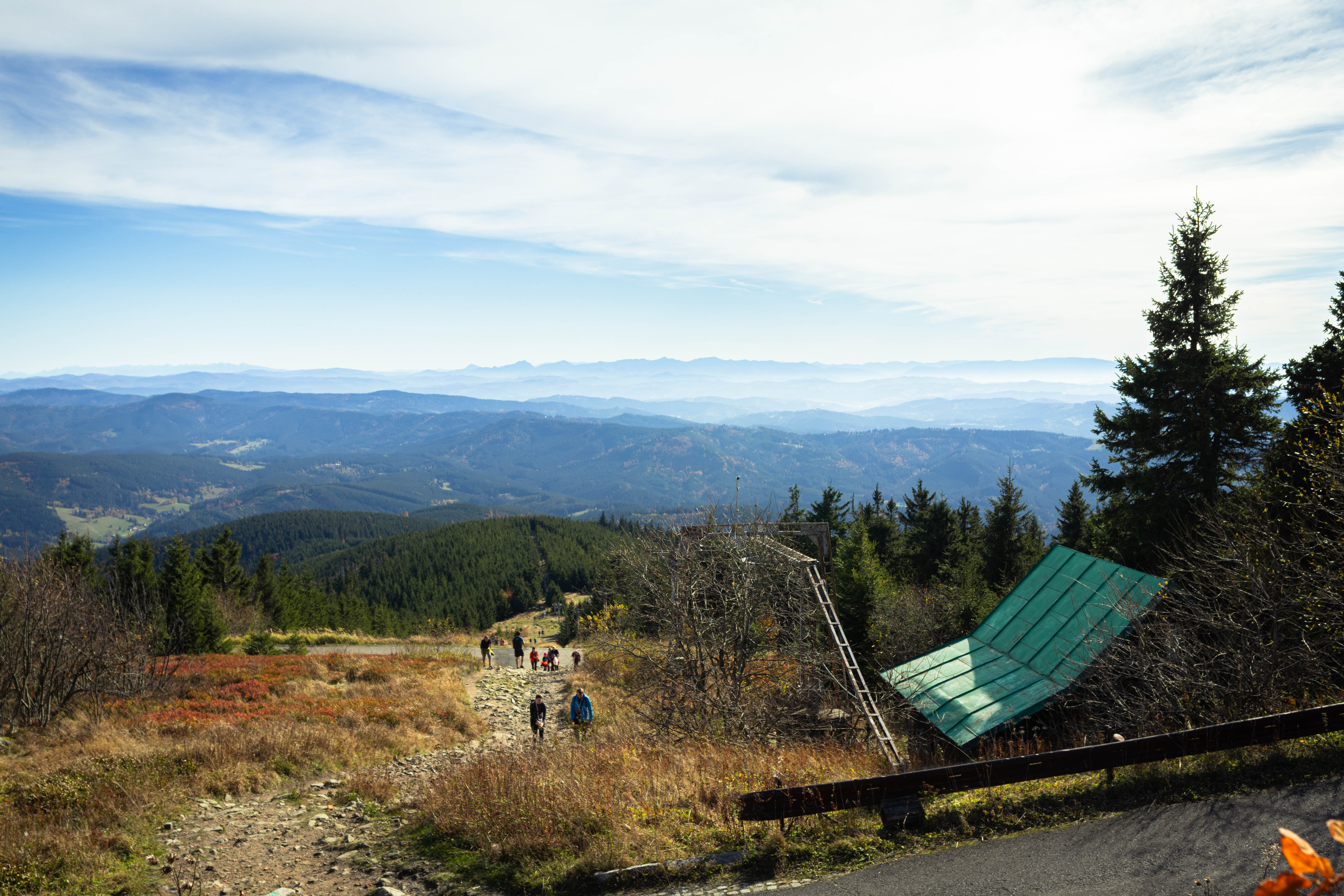 Červená značka na Lysej hore.