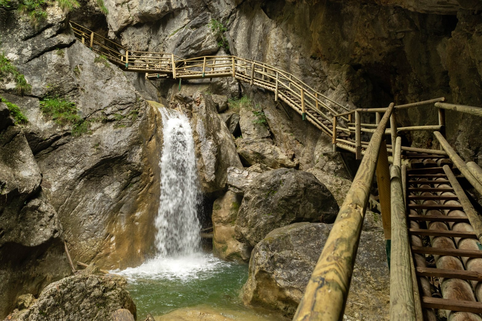 Prvé schodisko v Bärenschützklamm